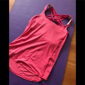 Lululemon tank size 6